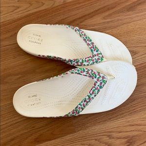 Women’s Crocs Flip Flops